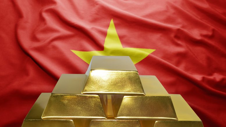金価格が止まらない!史上最高更新の裏に潜む“FRB劇場”と“ベトナムショック”(feat 金価格, FRB, トランプ, ドル, ベトナム, 金融政策, 投資, 市場, 需給, ポートフォリオ) 7 AdobeStockBy luzitanija peg scaled 1 777x437 1